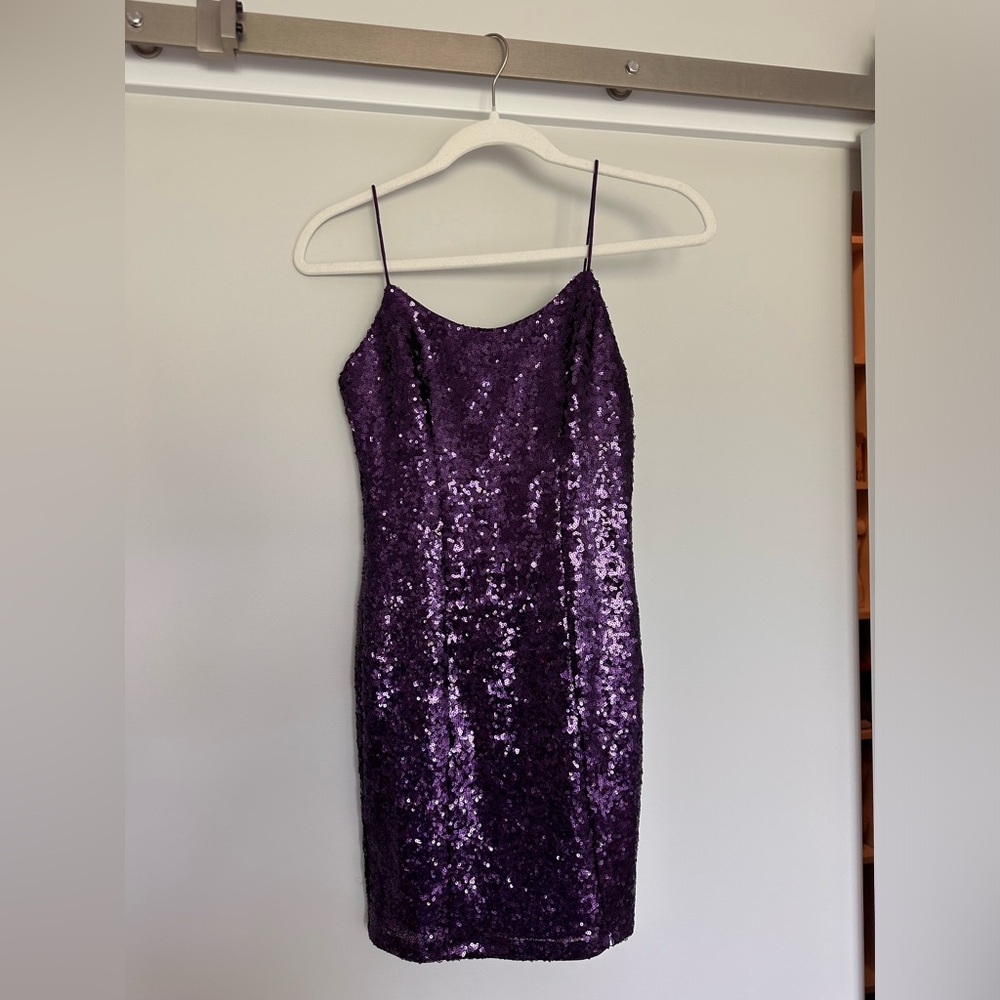 Women’s sparkly homecoming dress